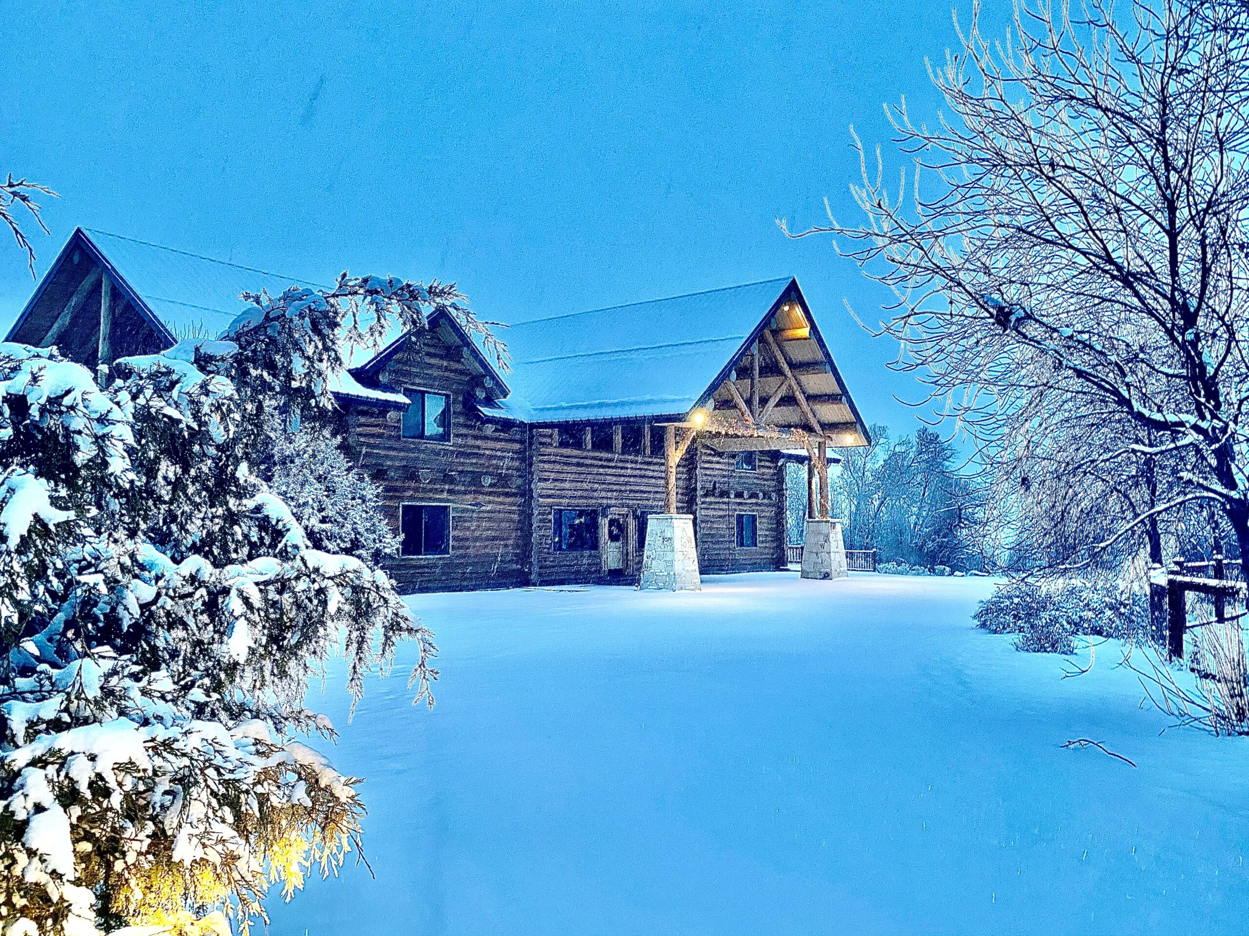 Utah Winter Family Lodge - Hidden Springs Ranch