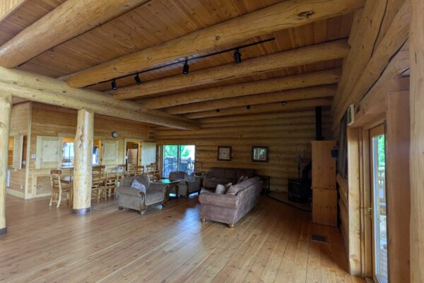 PXL_20250604_215109376