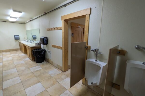 PXL_20250604_222232400